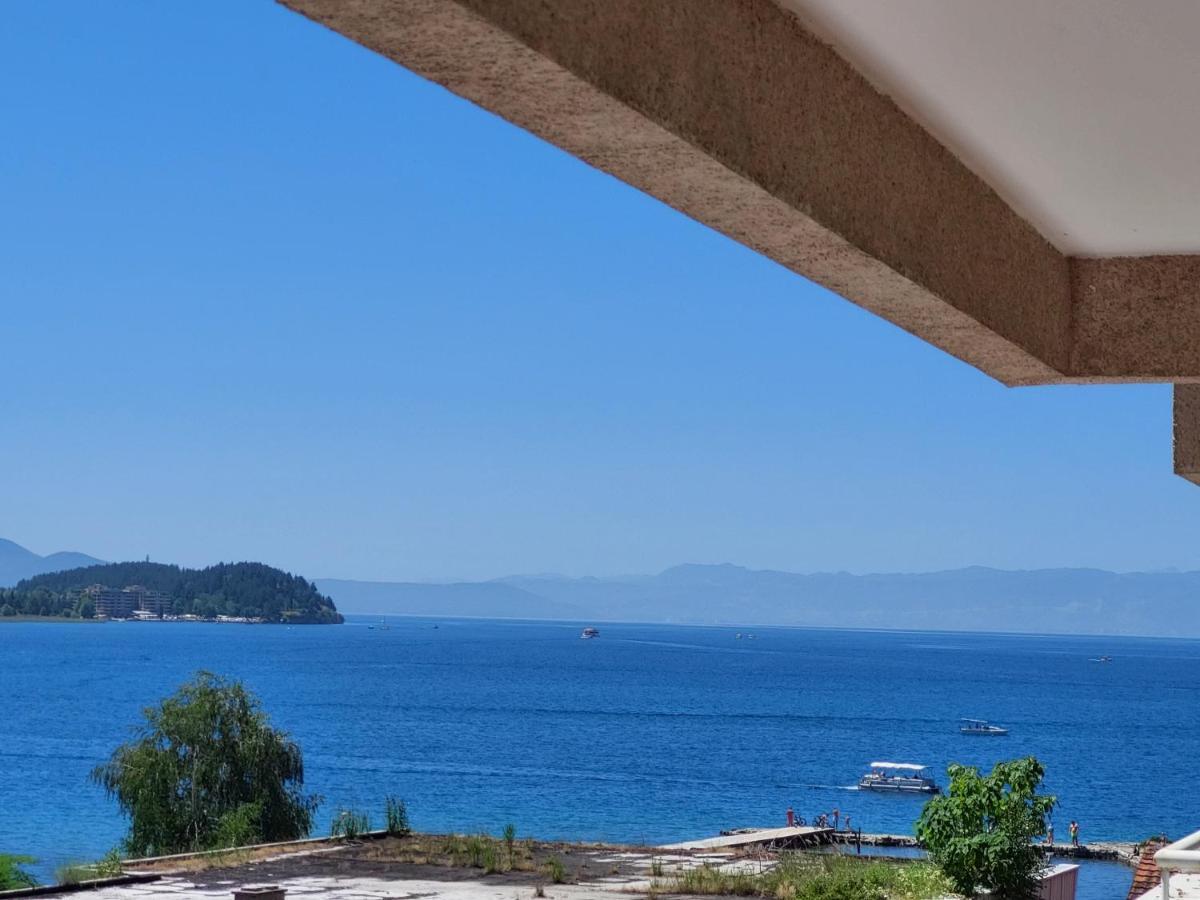Exclusive Apartments With Lake View Ohrid Ngoại thất bức ảnh